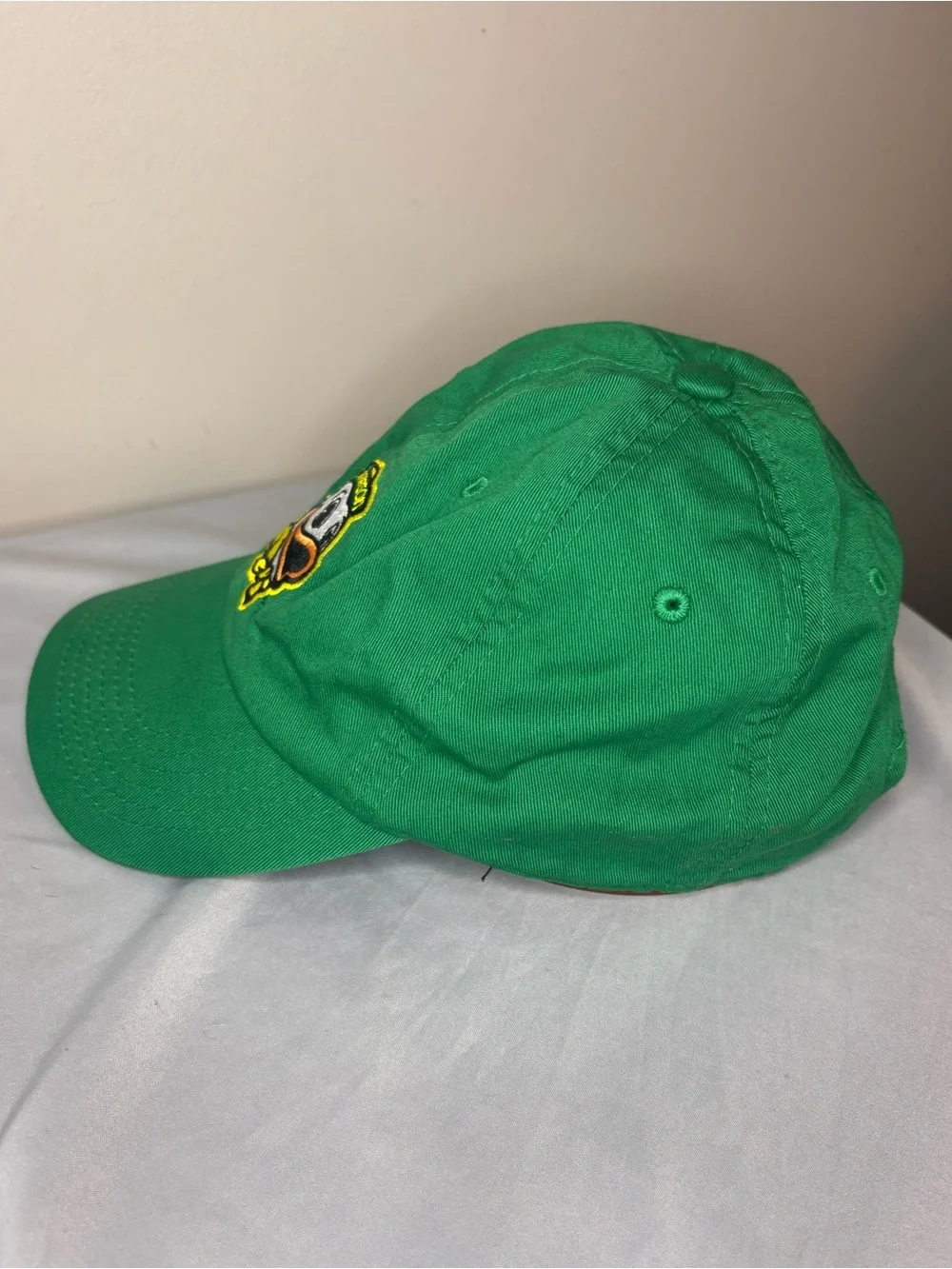 Oregon Ducks Green Duck Logo Baseball Cap